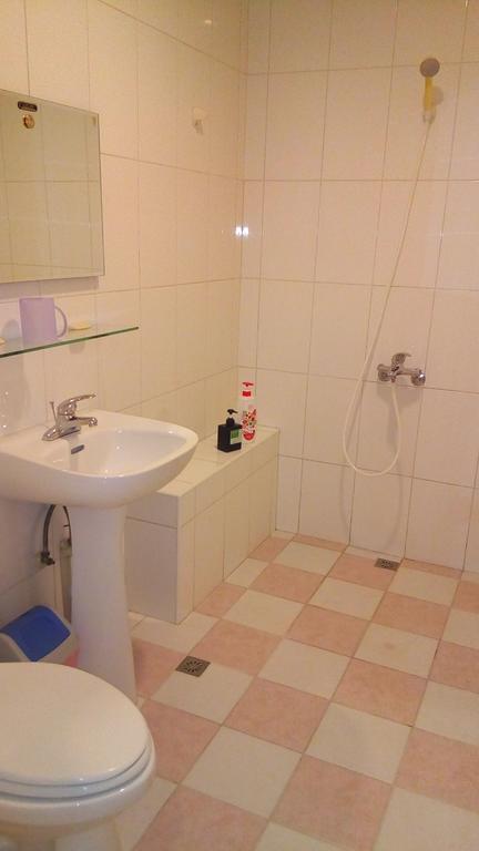 Leisure Man Apartment Хуалиен Сити Екстериор снимка